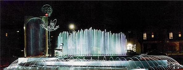 90F_01_05_la_fontana_danzante_con_giochi_di_luce