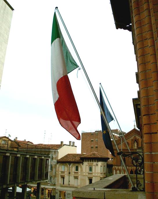 21B_aste_di_alluminio_anodizzato_da_balconi_con_ringhiere_per_estermii_con_o_senza_funi_carrucole_terminale_di_sommit_(riproduzione_vietata)