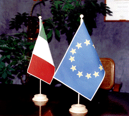 Astine con base in legno per bandierine da scrivania